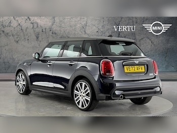 Used MINI Hatch 2022 for sale - 77902309: Photo