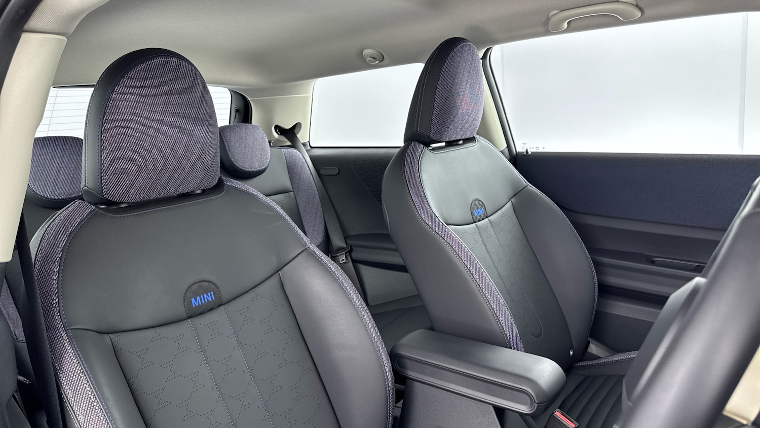 Used MINI Cooper 2024 for sale - 76643242: Photo 26