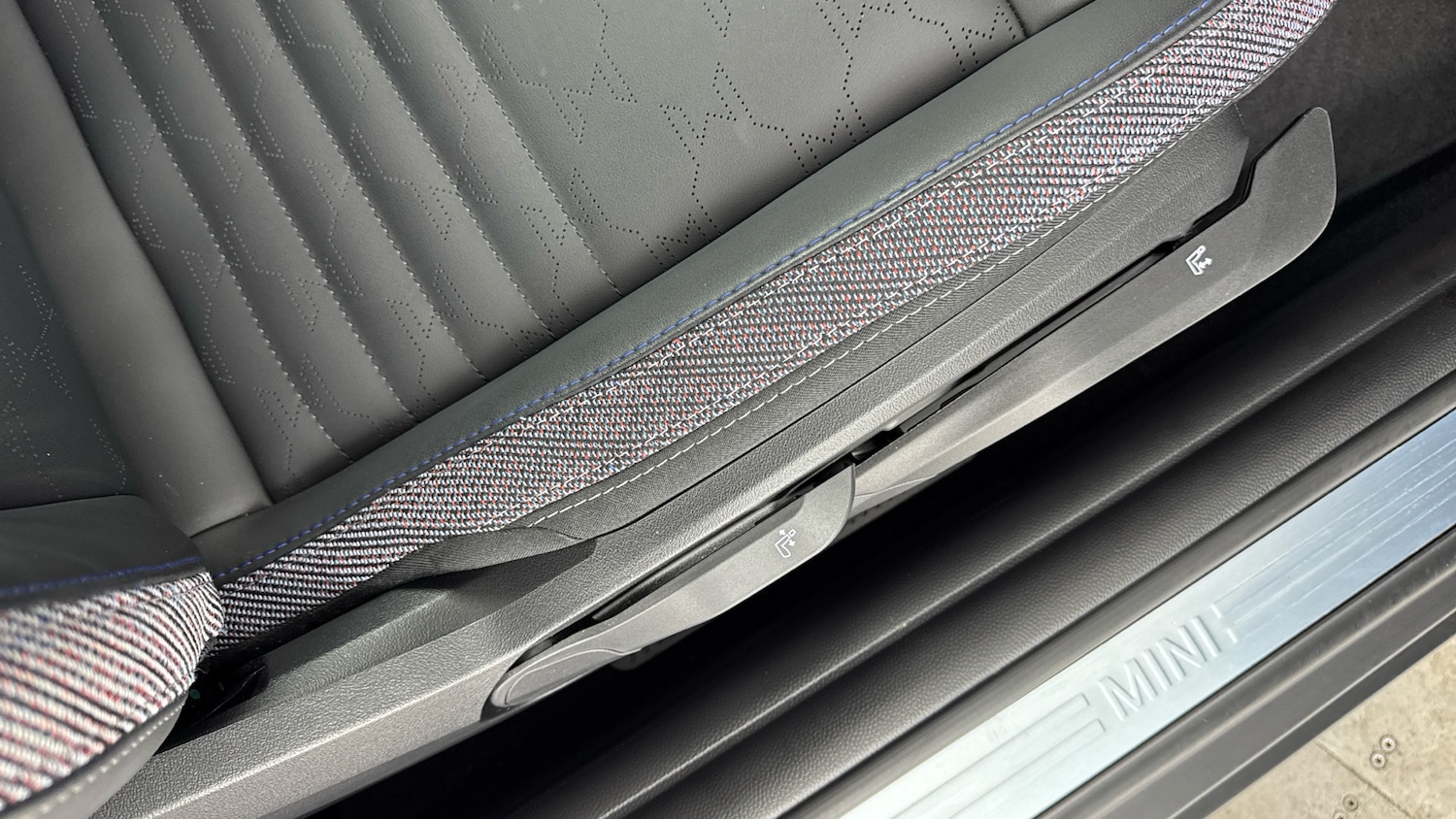 Used MINI Cooper 2024 for sale - 76643242: Photo 27