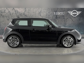 Used MINI Cooper 2024 for sale - 76643242: Photo