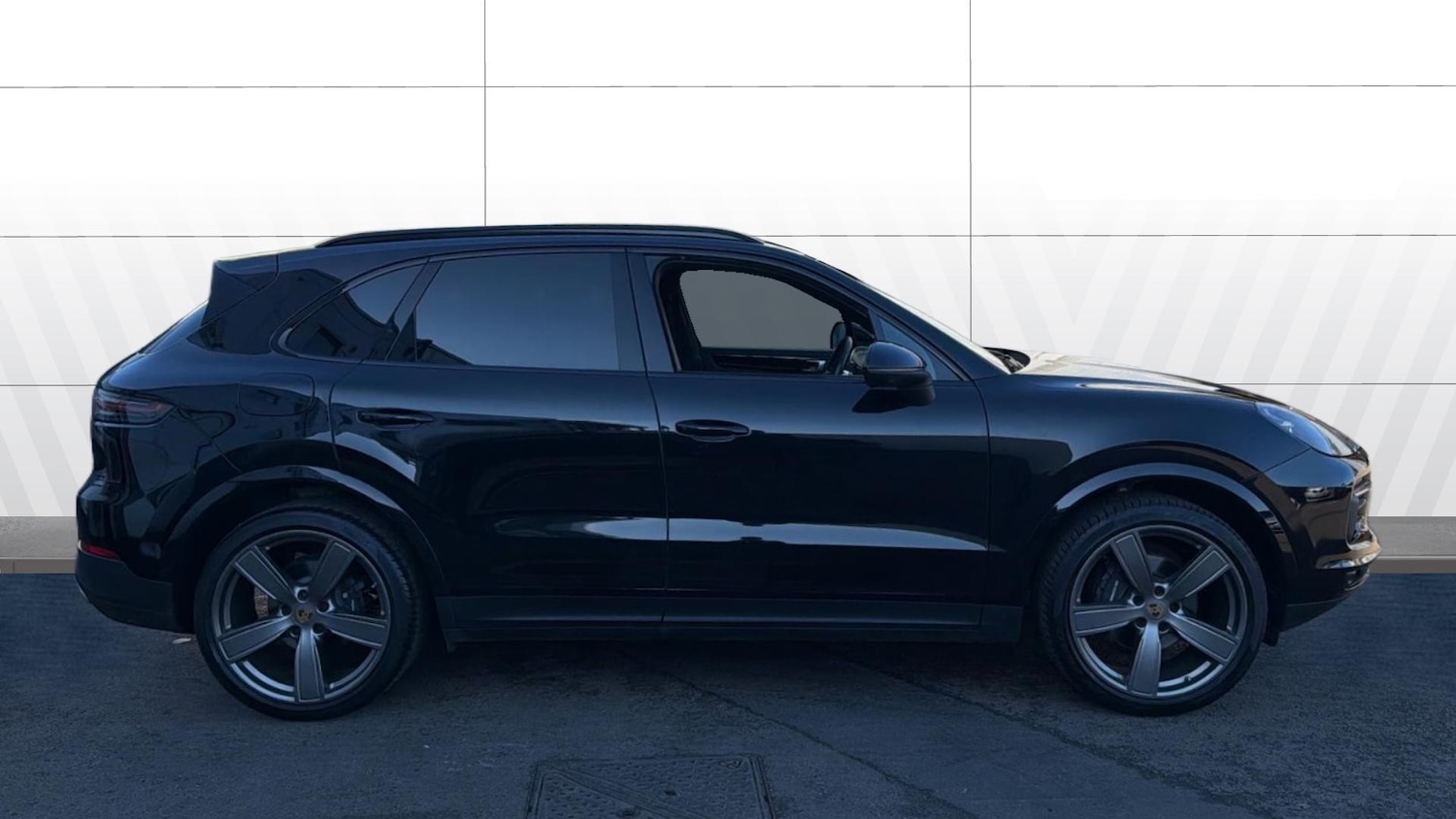 Used Porsche Cayenne 2021 for sale - 77900883: Photo 3