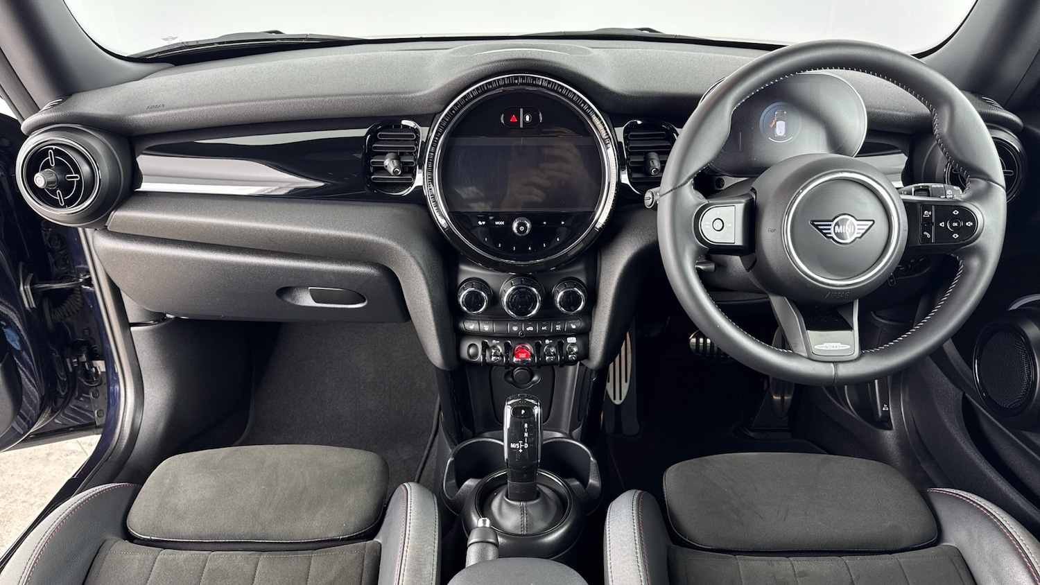 Used MINI Hatch 2023 for sale - 76384932: Photo 4