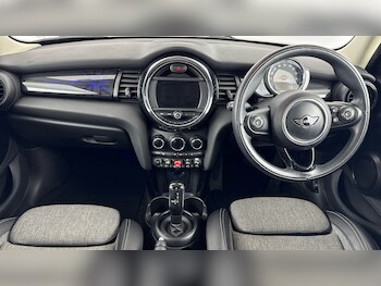 Used MINI Hatch 2018 for sale - 78354107: Photo