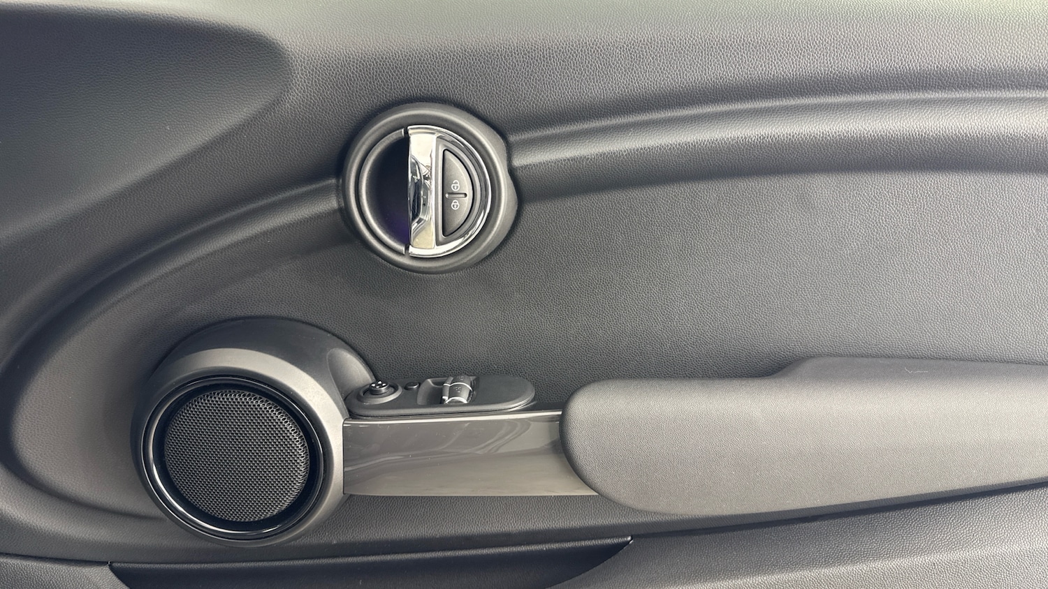 Used MINI Hatch 2019 for sale - 77965650: Photo 32