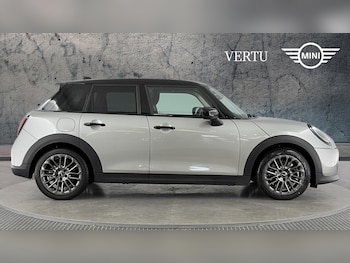 Used MINI Cooper 2025 for sale - 78980916: Photo