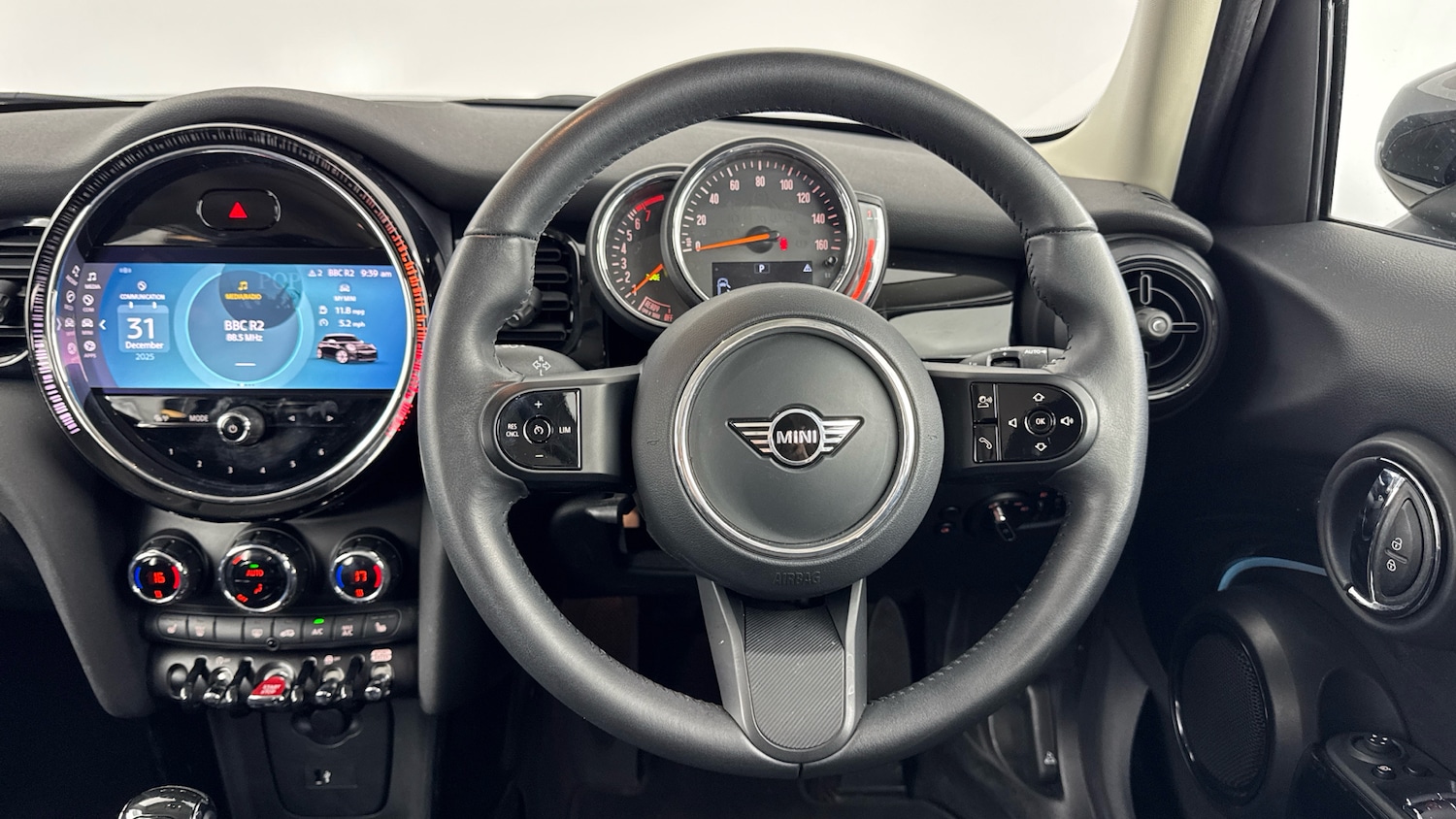 Used MINI Hatch 2022 for sale - 77077244: Photo 5