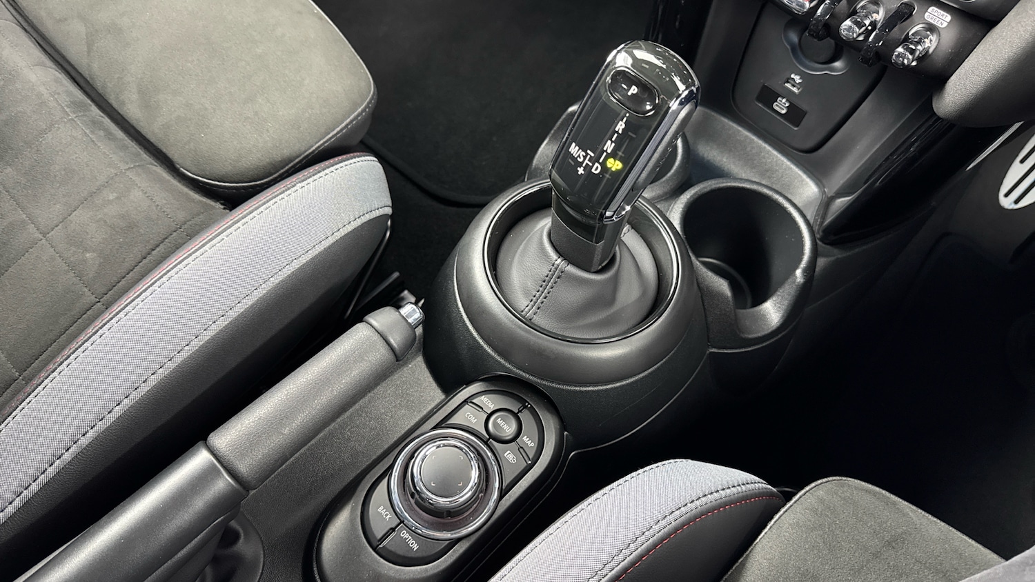 Used MINI Hatch 2024 for sale - 77085435: Photo 10