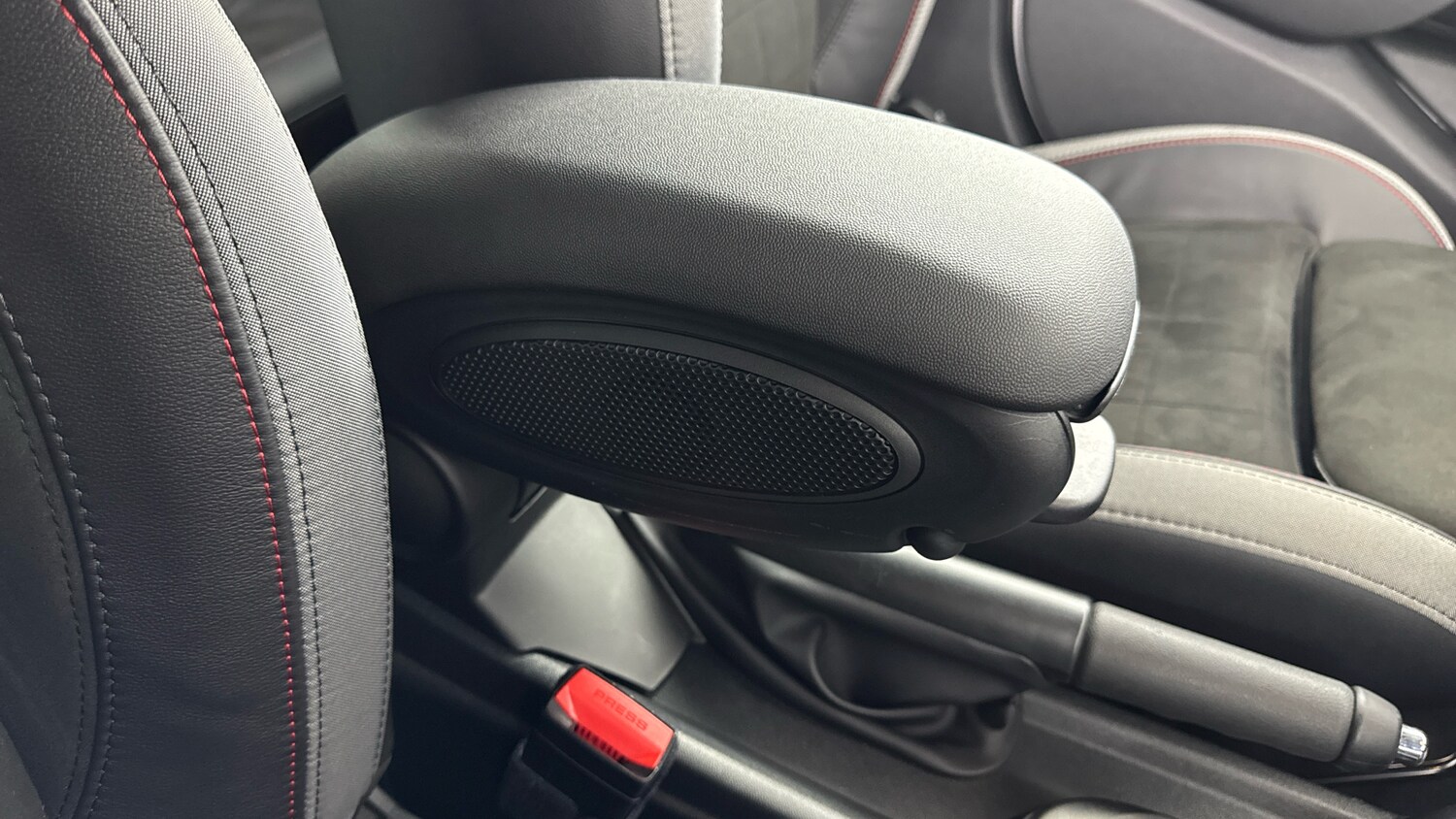 Used MINI Hatch 2024 for sale - 77085435: Photo 30