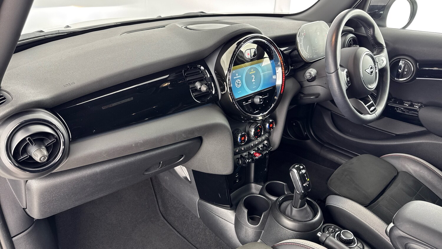 Used MINI Hatch 2024 for sale - 77085435: Photo 7