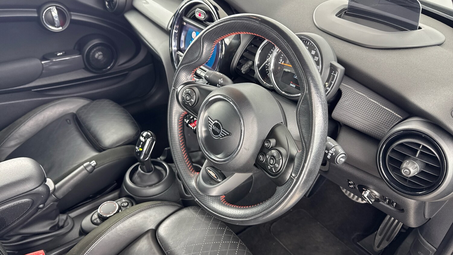 Used MINI Hatch 2019 for sale - 78107252: Photo 6