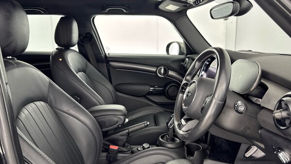 Used MINI Hatch 2021 for sale - 76129288: Photo 11