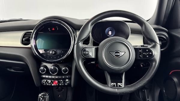 Used MINI Hatch 2021 for sale - 76129288: Photo 5