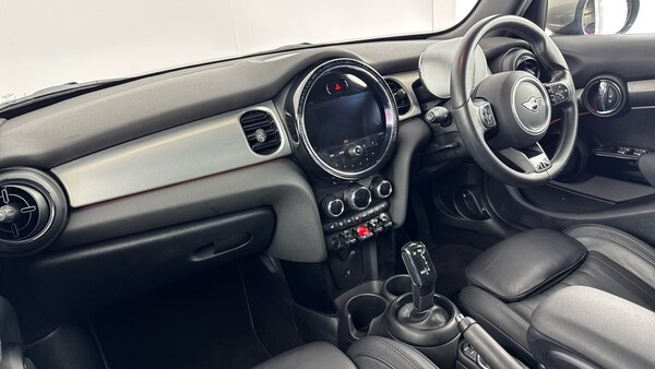 Used MINI Hatch 2021 for sale - 76129288: Photo 7