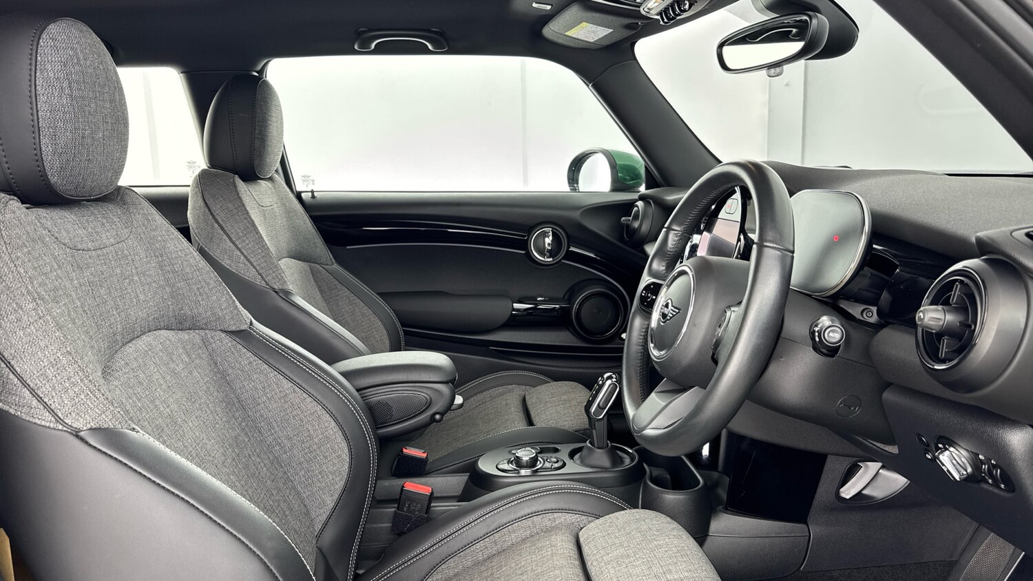 Used MINI Hatch 2023 for sale - 76918787: Photo 11