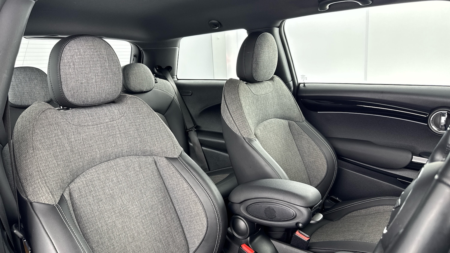 Used MINI Hatch 2023 for sale - 76918787: Photo 28