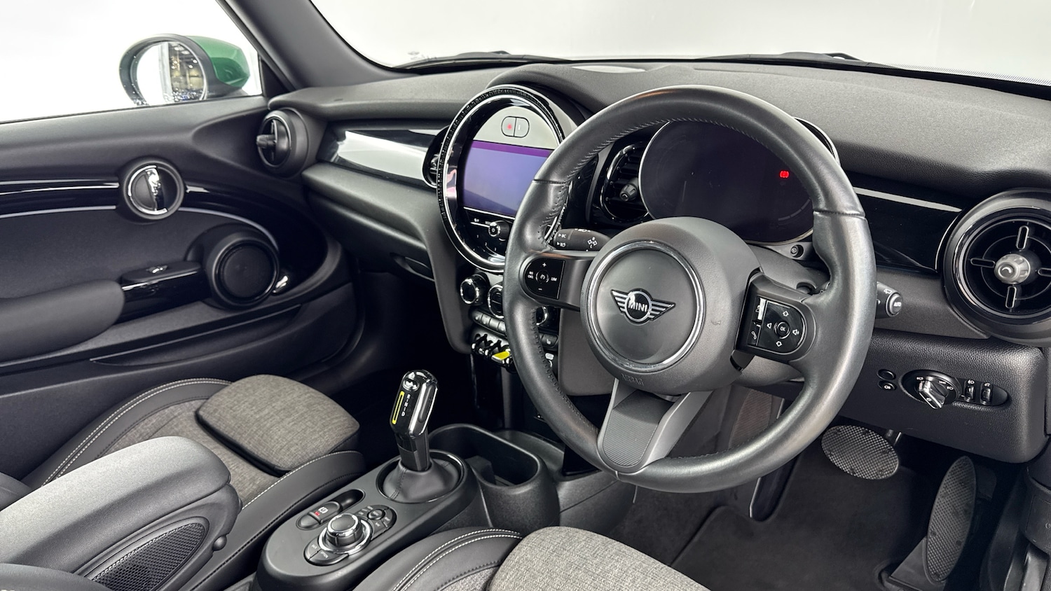 Used MINI Hatch 2023 for sale - 76918787: Photo 6