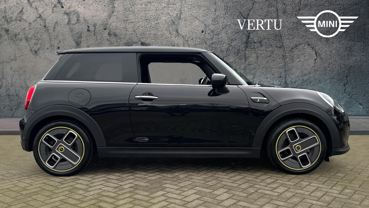 Used MINI Hatch 2023 for sale - 77789476: Photo 3