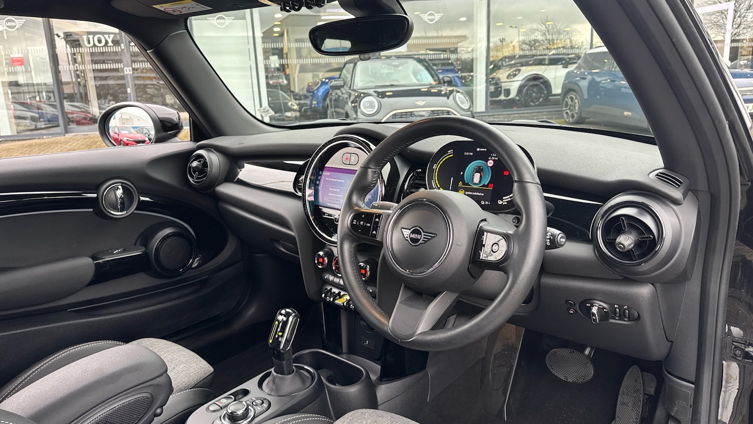 Used MINI Hatch 2023 for sale - 77789476: Photo 6