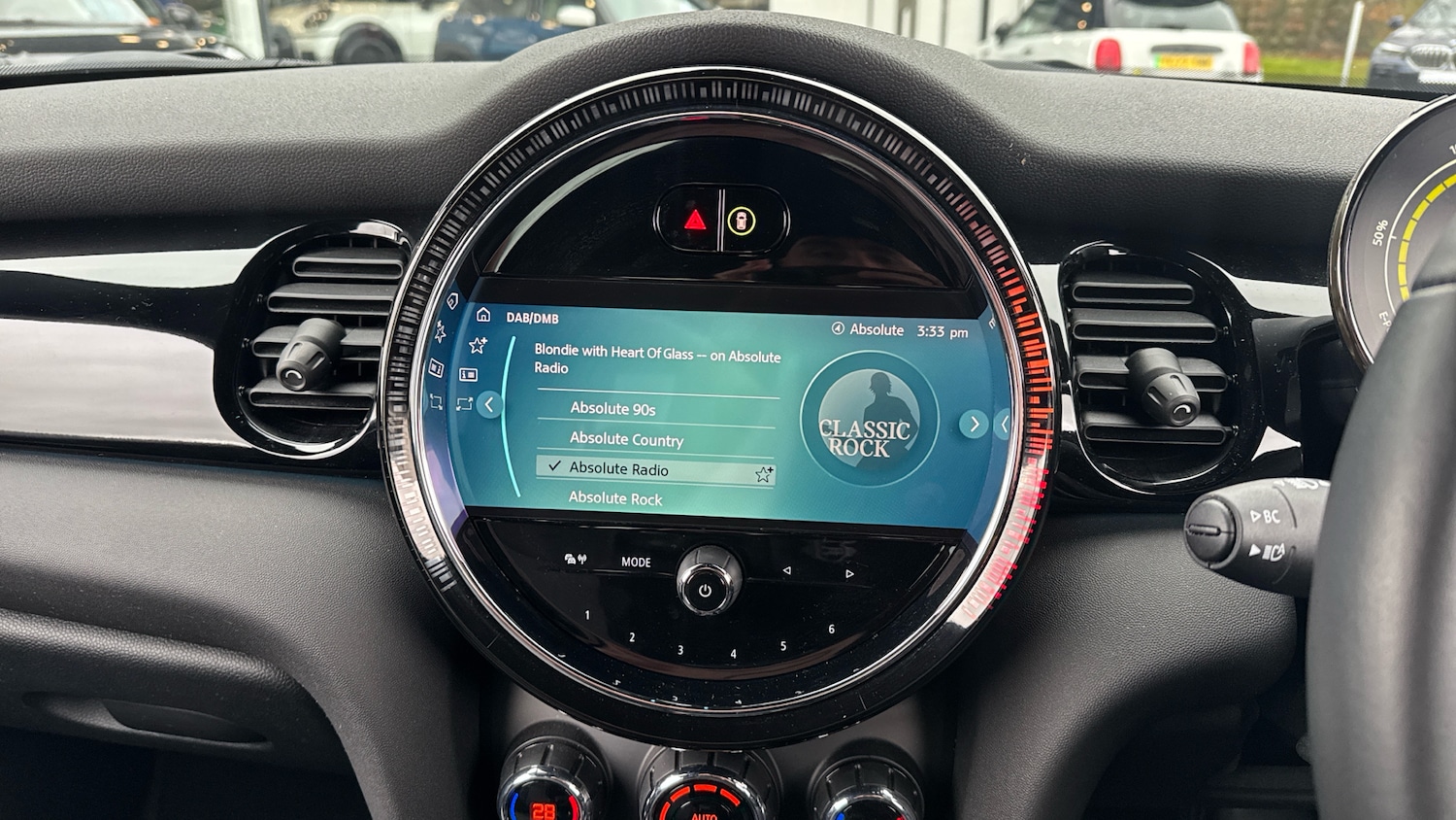 Used MINI Hatch 2023 for sale - 77789476: Photo 8