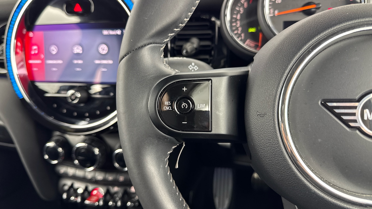 Used MINI Hatch 2022 for sale - 76384931: Photo 17