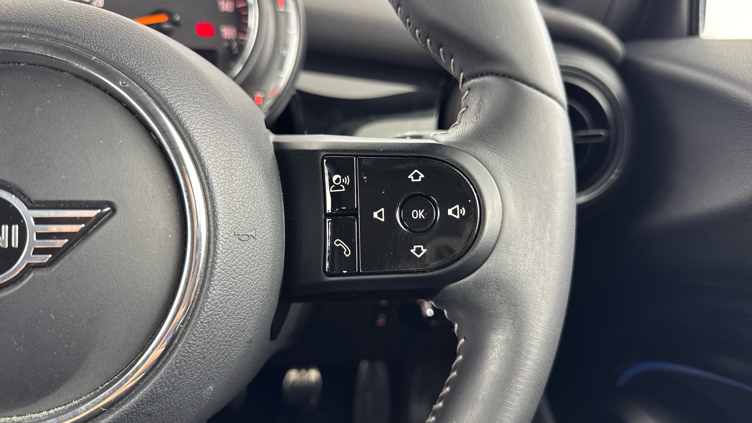 Used MINI Hatch 2022 for sale - 76384931: Photo 18