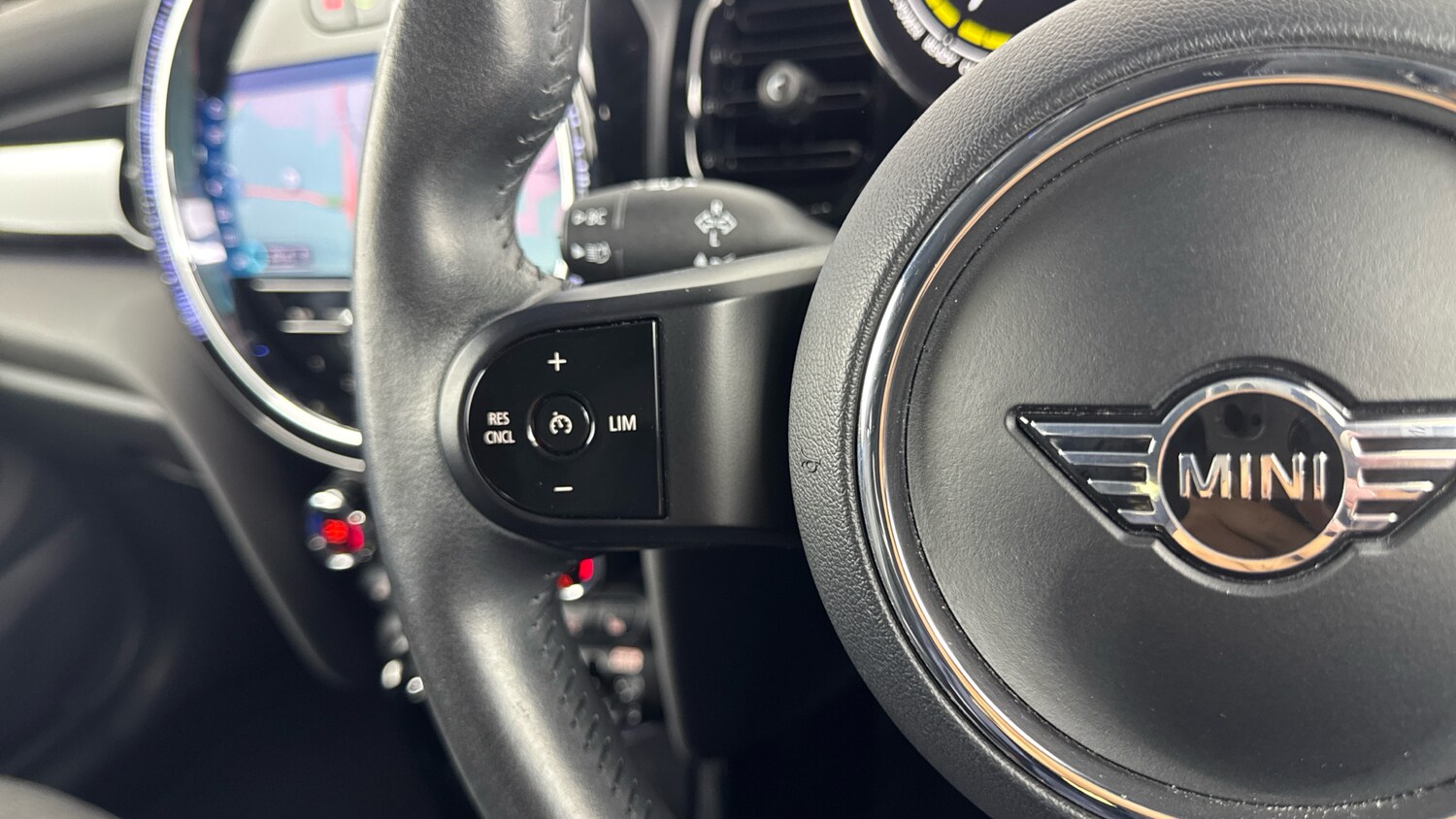 Used MINI Hatch 2021 for sale - 77917081: Photo 17