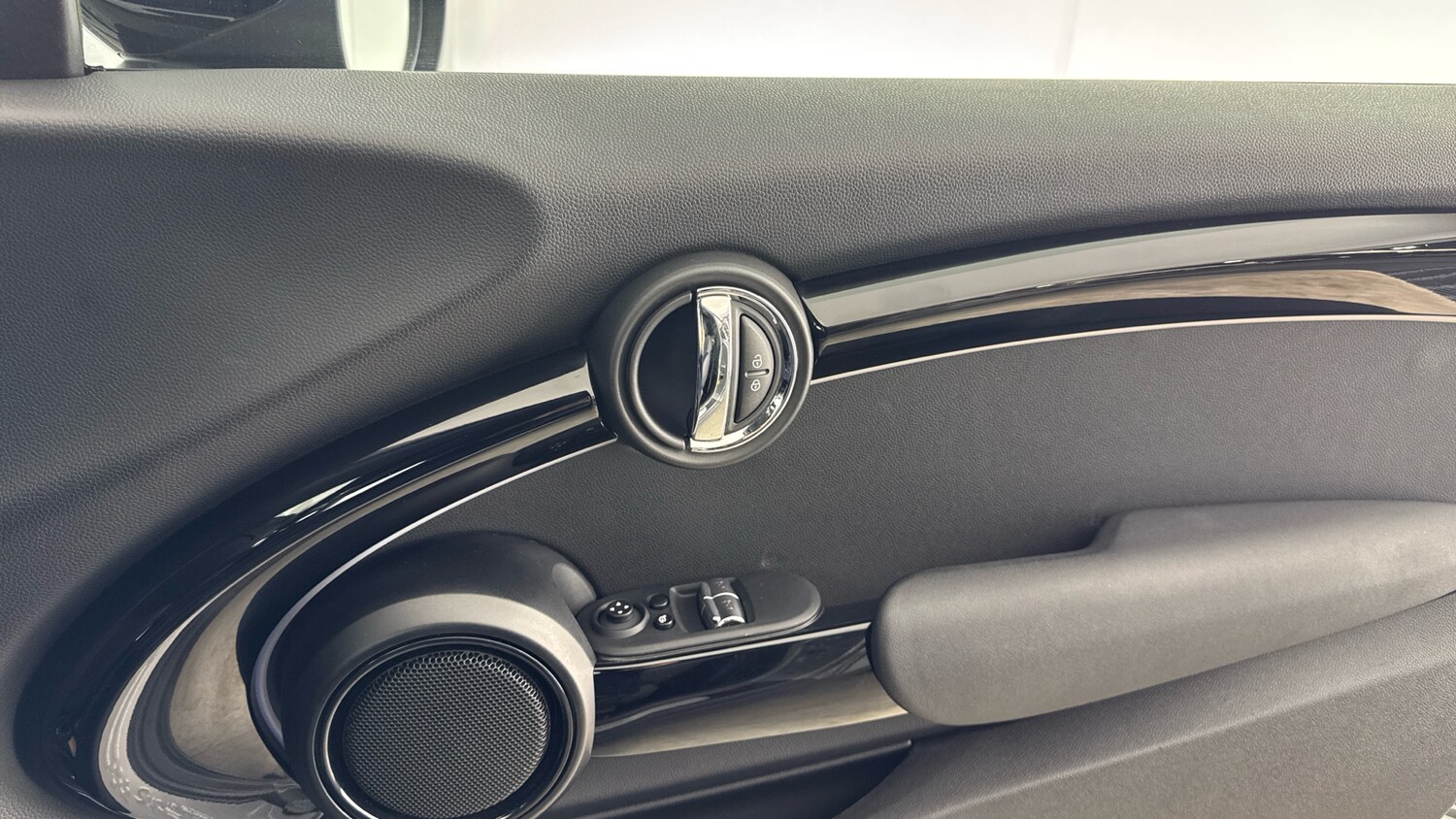 Used MINI Hatch 2021 for sale - 77917081: Photo 20