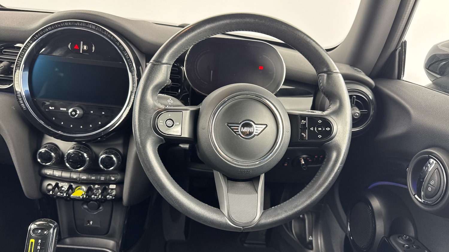 Used MINI Hatch 2021 for sale - 77917081: Photo 5