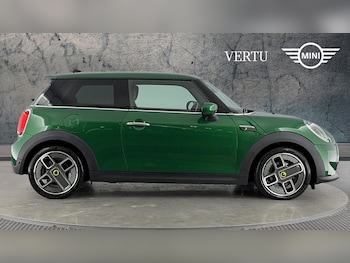 Used MINI Hatch 2021 for sale - 76532582: Photo