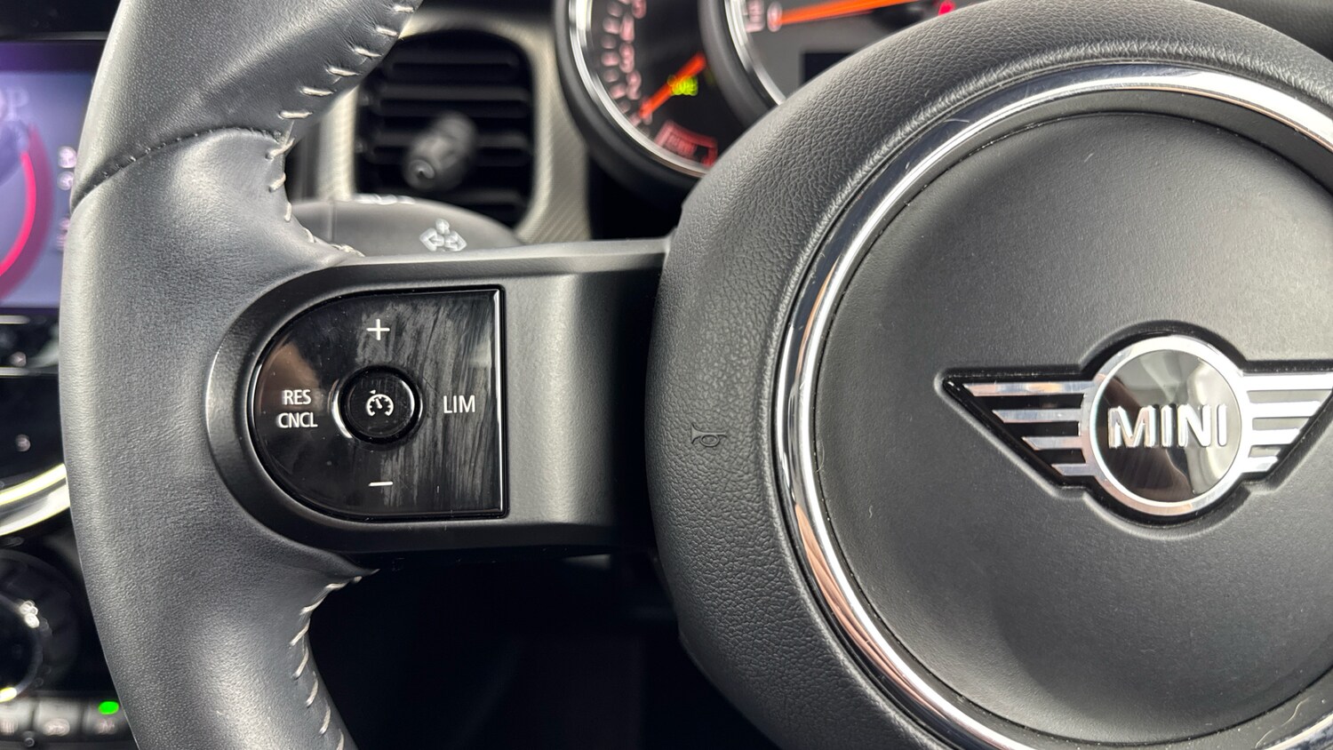 Used MINI Hatch 2022 for sale - 76206562: Photo 17