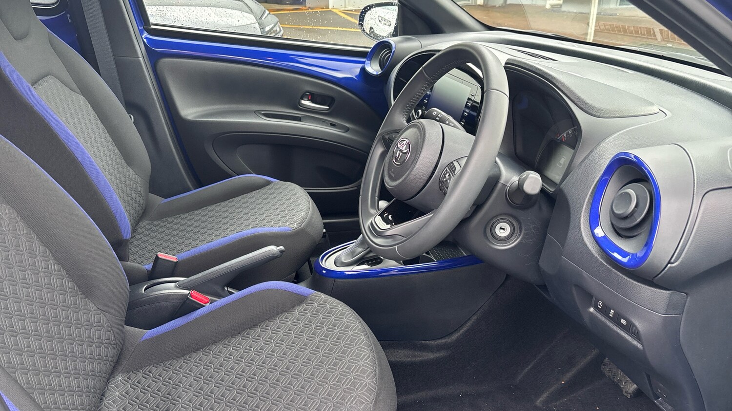 Used Toyota Aygo X 2023 for sale - 76016333: Photo 11