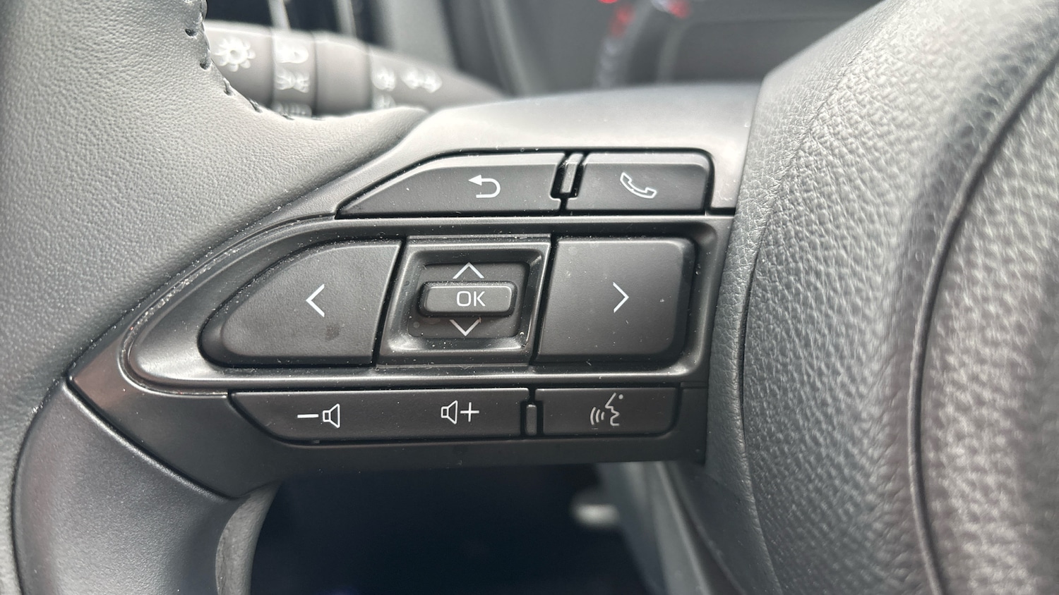 Used Toyota Aygo X 2023 for sale - 76016333: Photo 21