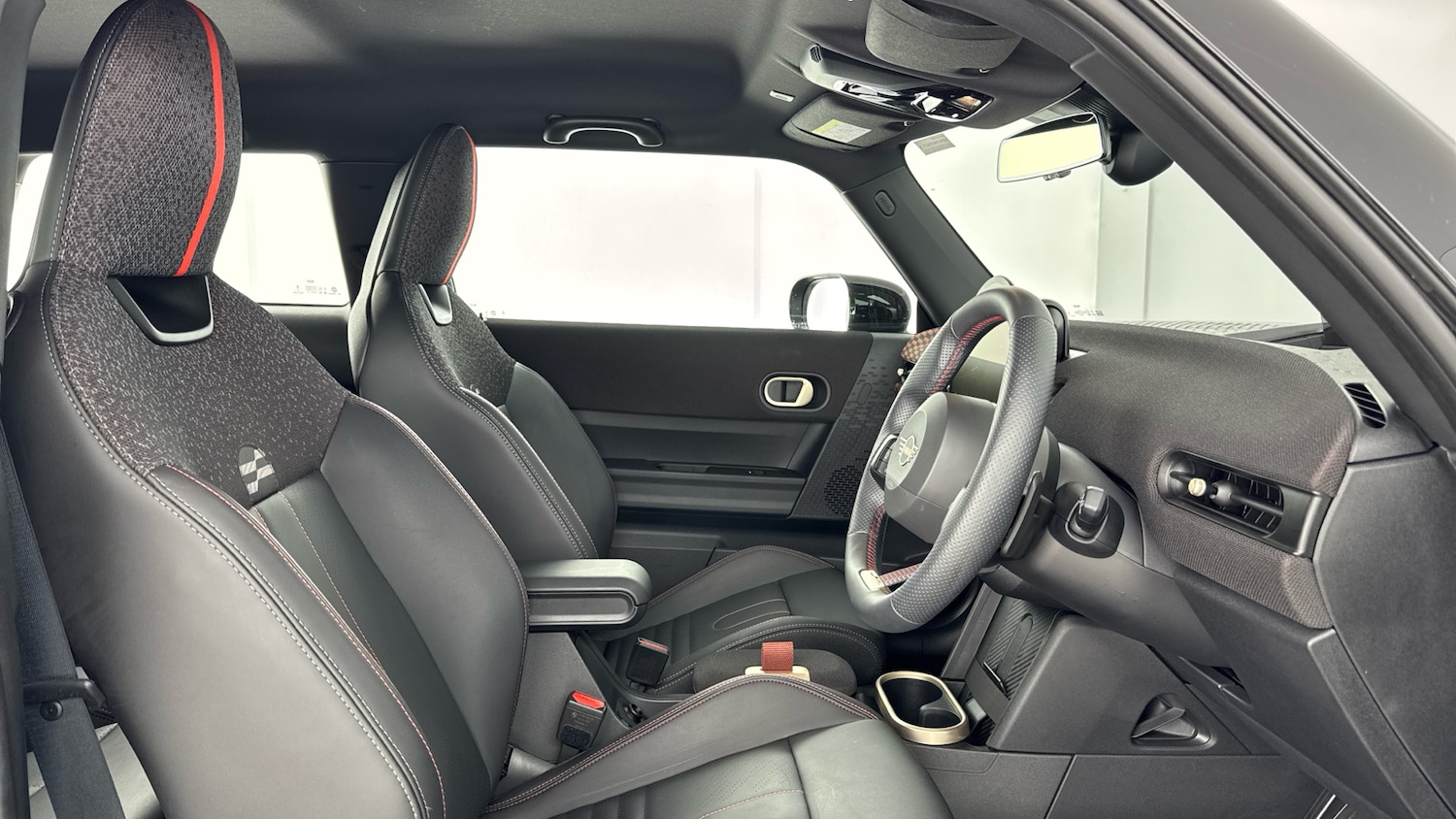 Used MINI Cooper 2024 for sale - 76477096: Photo 11