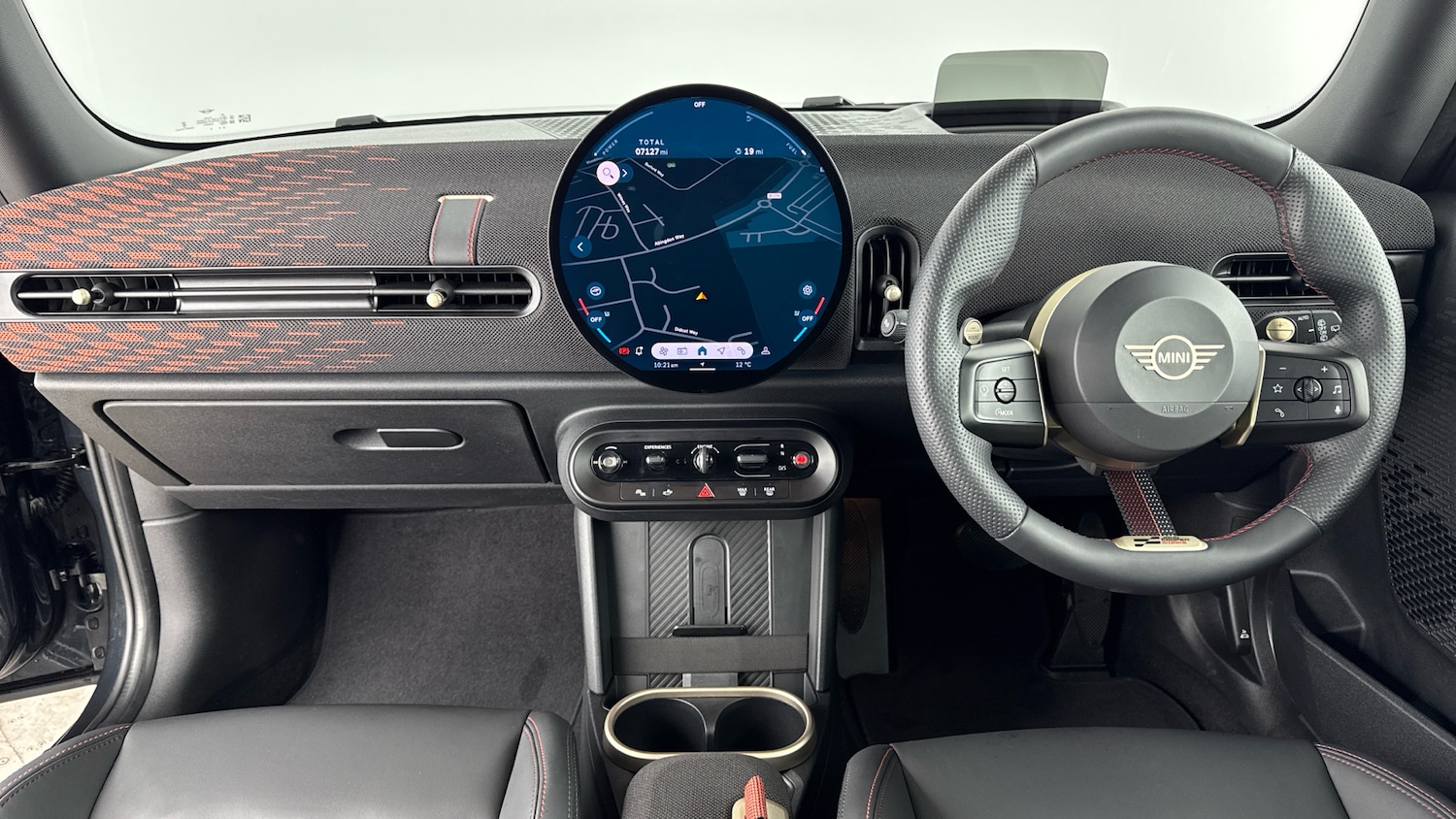 Used MINI Cooper 2024 for sale - 76477096: Photo 4