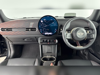 Used MINI Cooper 2024 for sale - 76477096: Photo