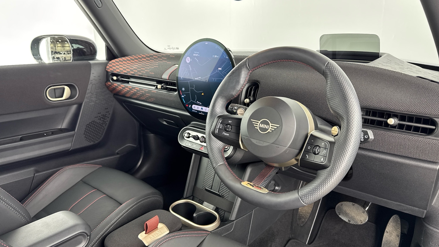 Used MINI Cooper 2024 for sale - 76477096: Photo 6