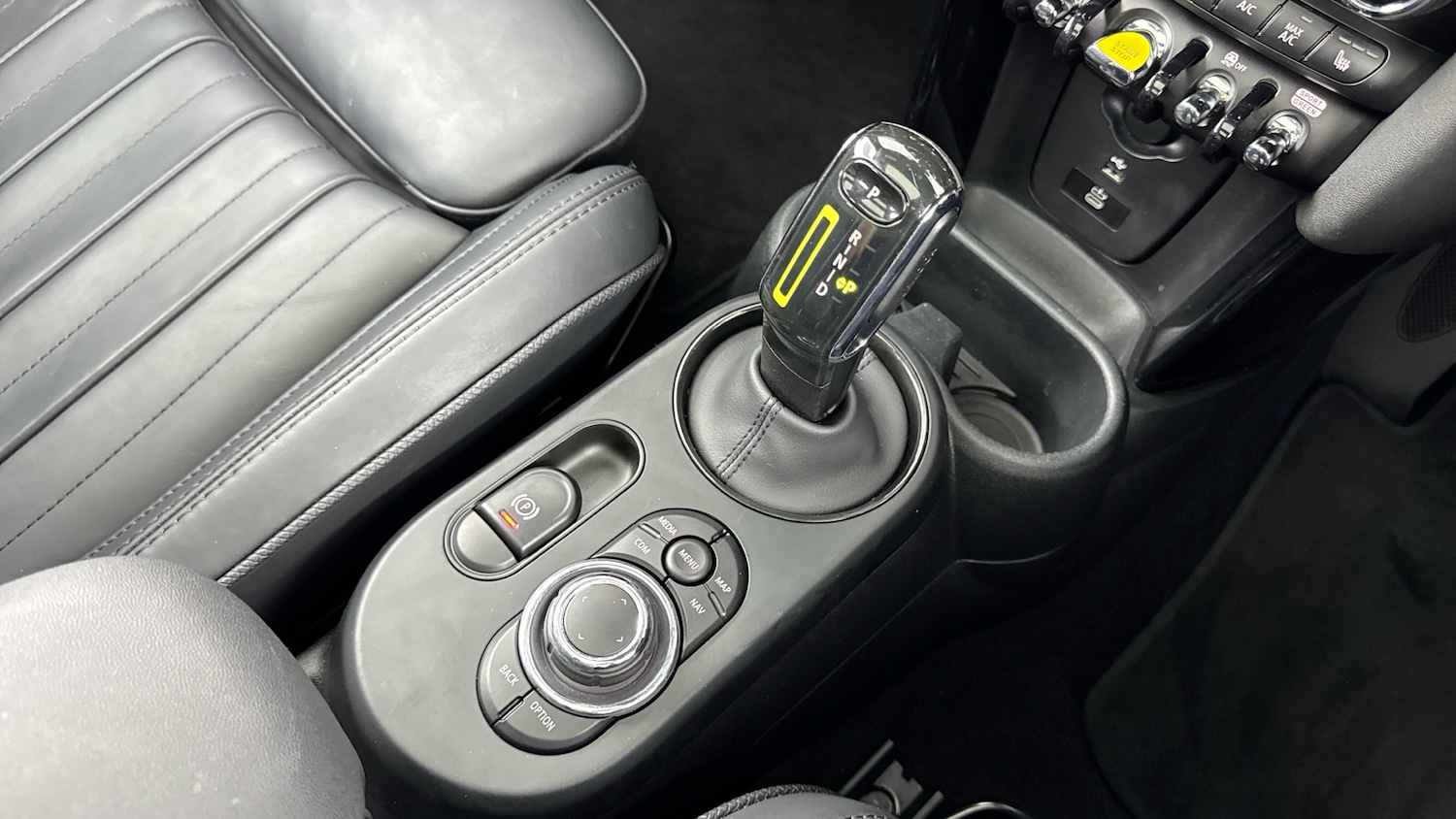 Used MINI Hatch 2023 for sale - 76412373: Photo 10