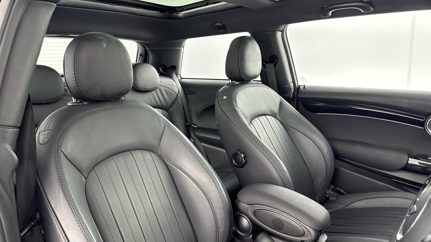 Used MINI Hatch 2023 for sale - 76412373: Photo 28