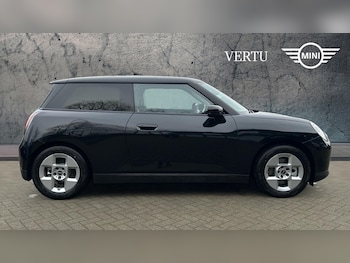 Used MINI Cooper 2024 for sale - 77022732: Photo