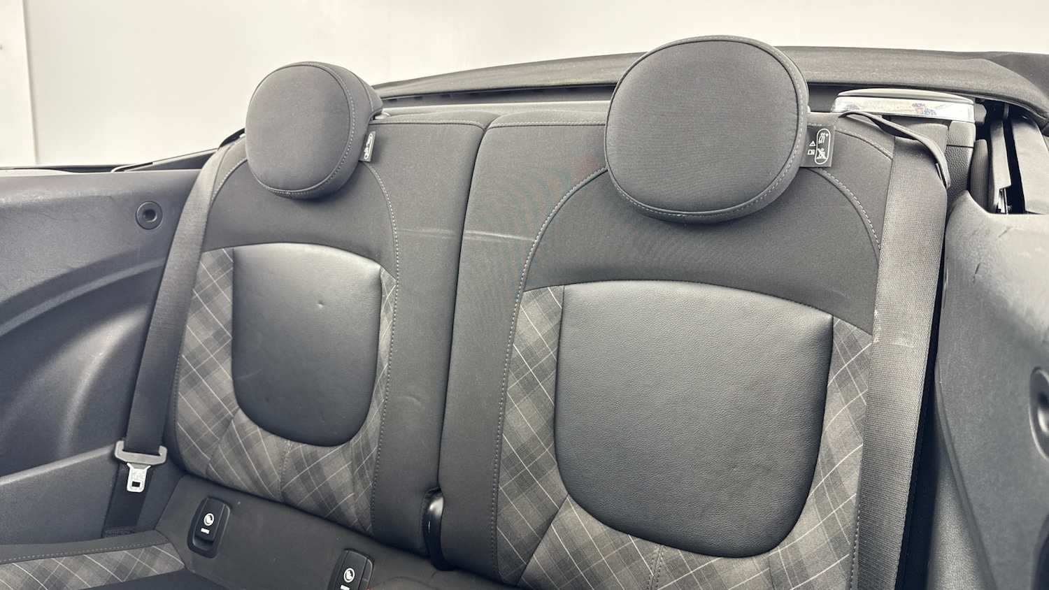 Used MINI Convertible 2018 for sale - 77303402: Photo 12