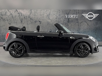 Used MINI Convertible 2018 for sale - 77303402: Photo