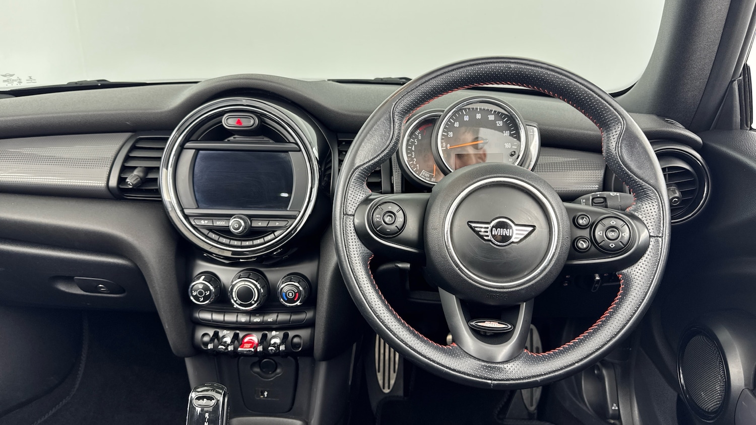 Used MINI Convertible 2018 for sale - 77303402: Photo 5