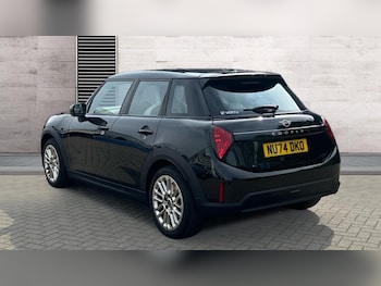 Used MINI Cooper 2024 for sale - 75871300: Photo