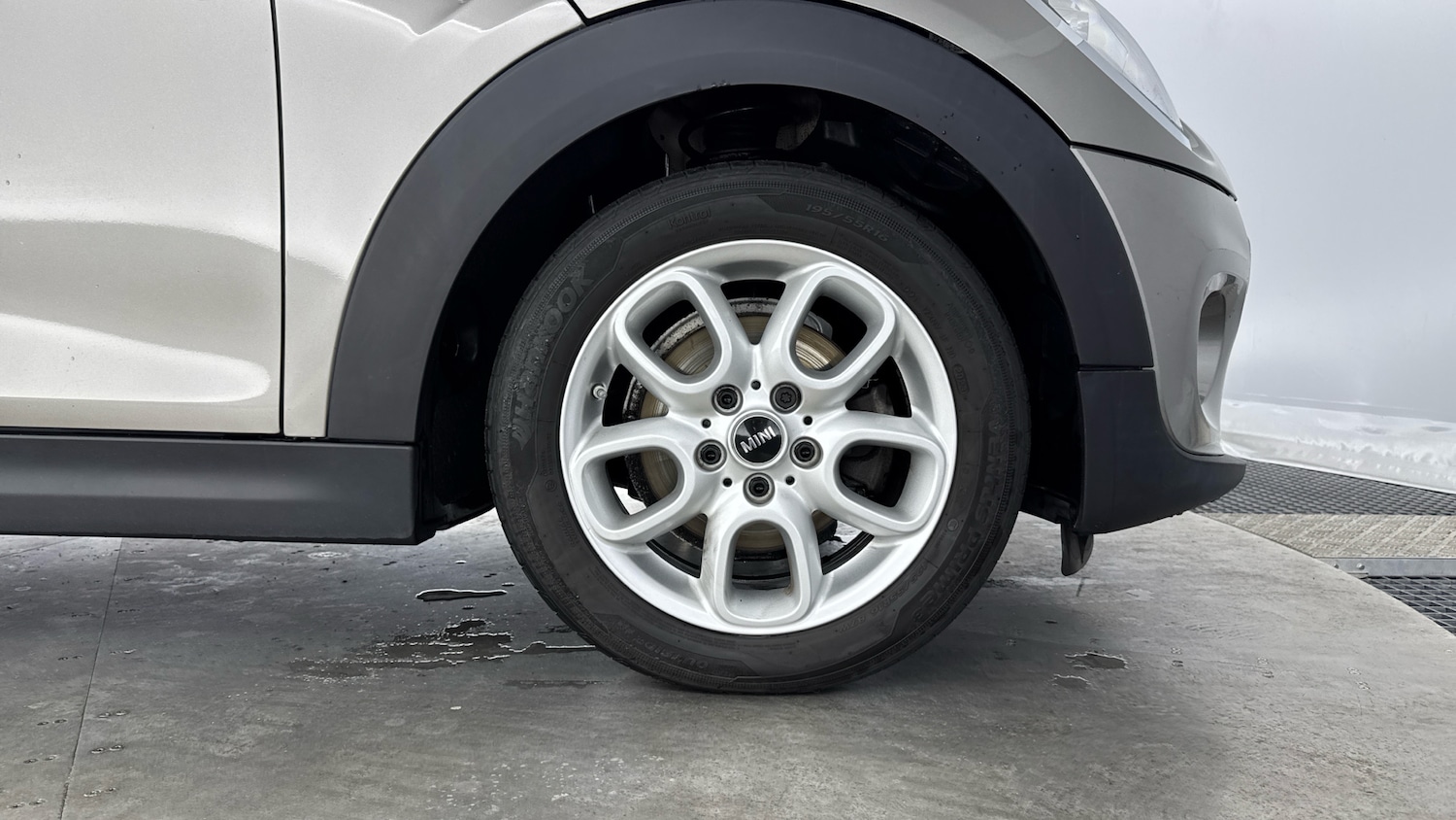 Used MINI Convertible 2018 for sale - 76384890: Photo 14