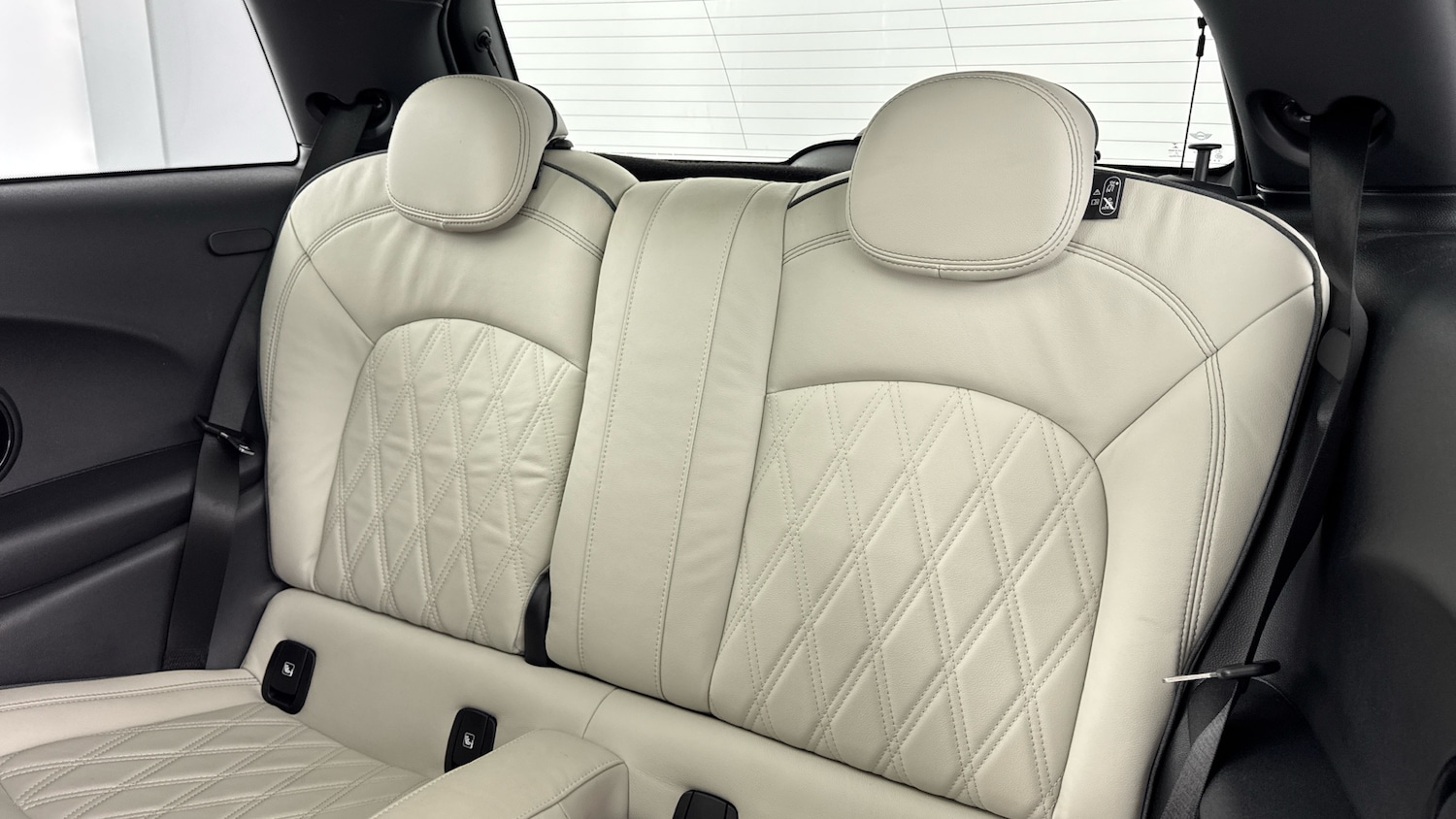 Used MINI Hatch 2021 for sale - 76384900: Photo 12