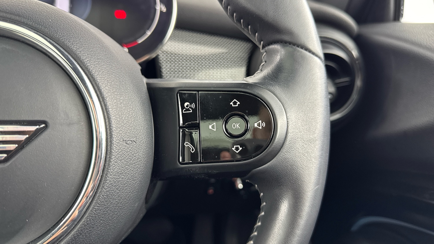 Used MINI Hatch 2021 for sale - 76384900: Photo 19