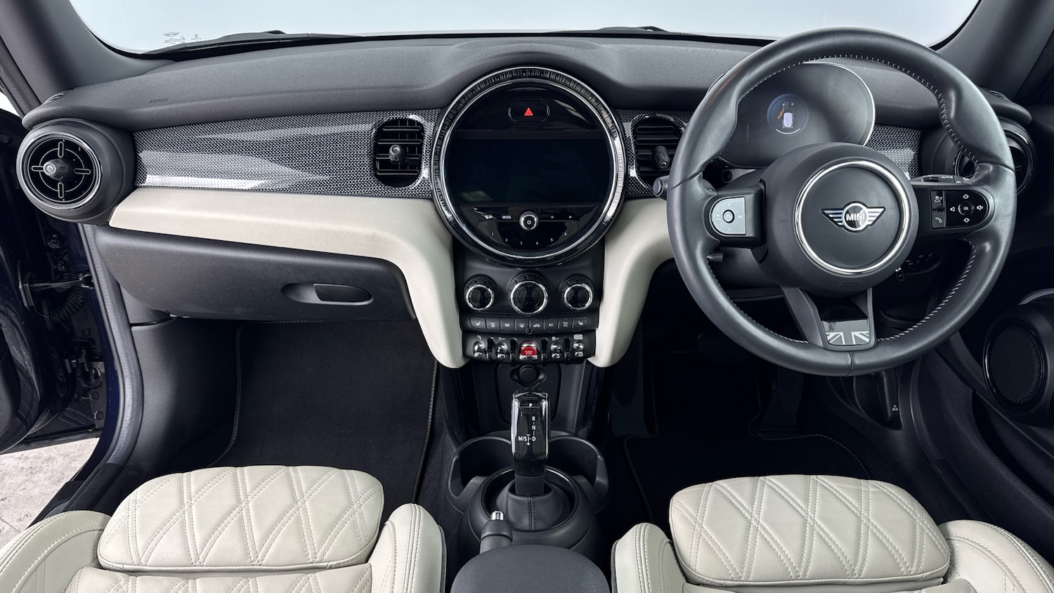Used MINI Hatch 2021 for sale - 76384900: Photo 4