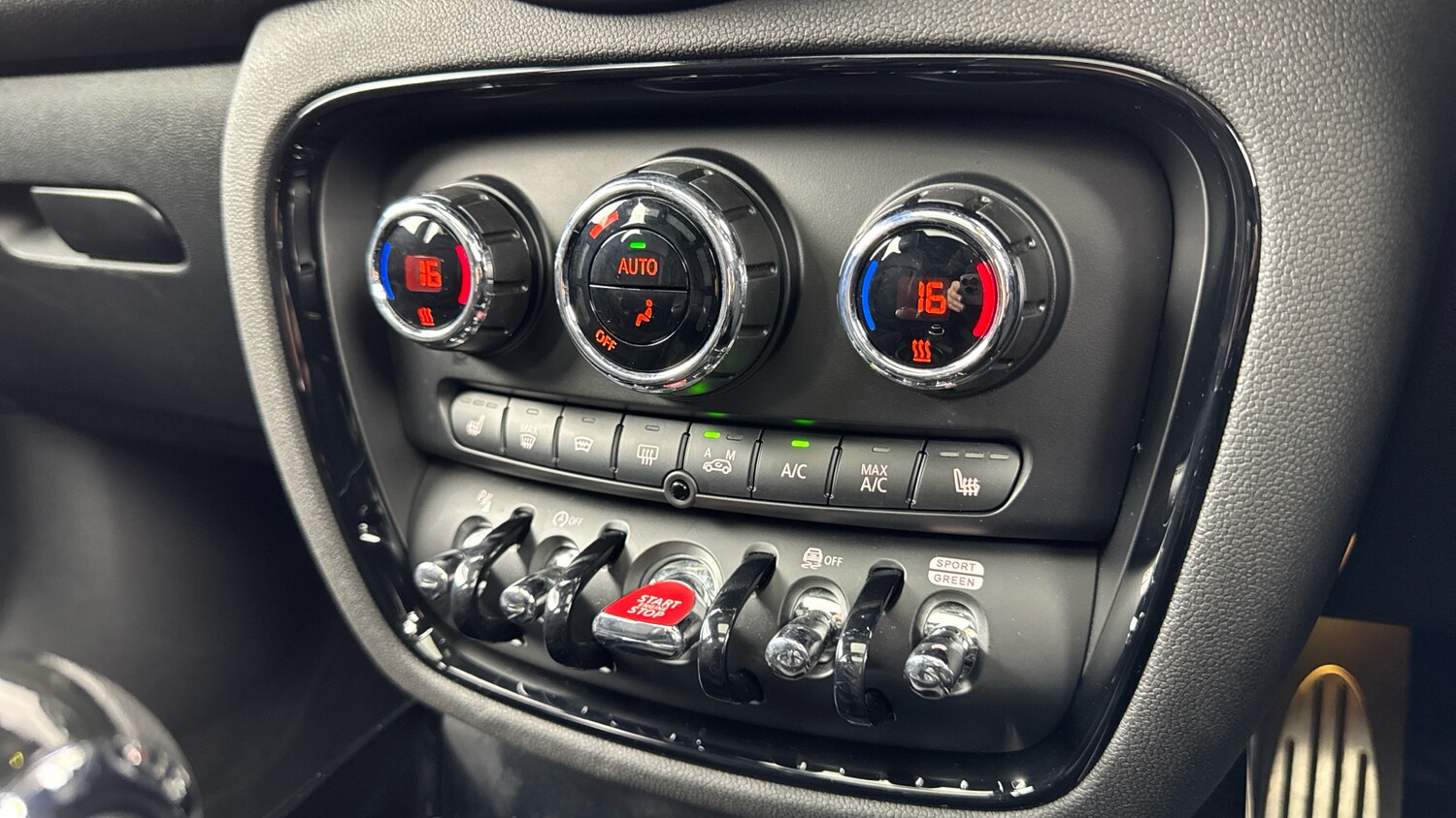 Used MINI Clubman 2022 for sale - 76564945: Photo 34