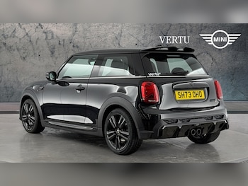 Used MINI Hatch 2023 for sale - 75982372: Photo