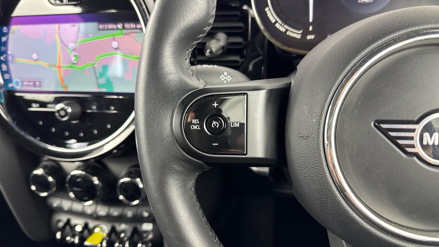 Used MINI Hatch 2022 for sale - 76640776: Photo 17